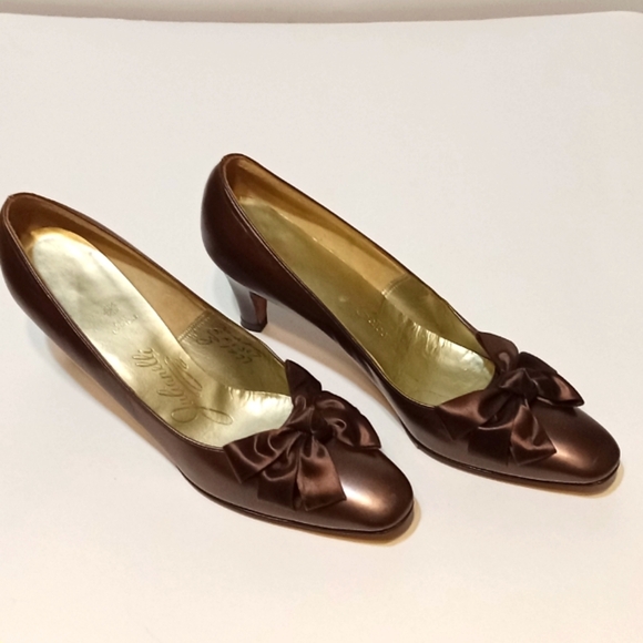 Julianelli Selber Vintage Pump 3" Heel Bronze Size 5.5  (8.75"L 2 .25"W) Leather - Picture 3 of 11